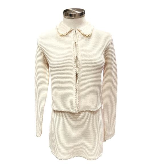 KNIT CARDIGAN AND SKIRT WITH FAUX PEARLS IVORY SIZE SMALL - Picture 2 of 11